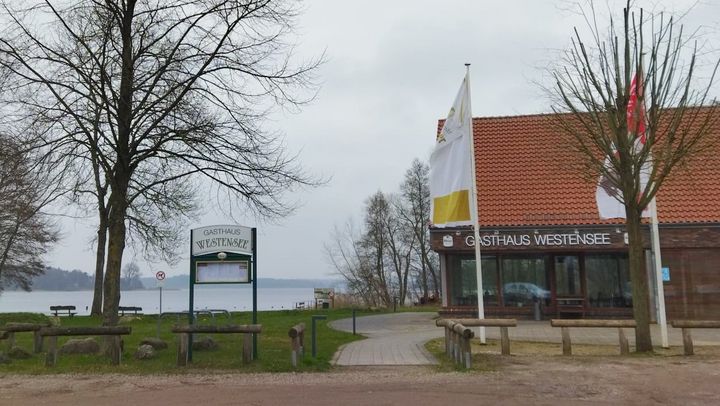 Gasthaus Westensee sucht zum 1. April neue Pächter!